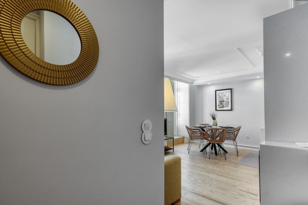 Lisbon Beautiful 2 Bedroom Apartment With Views In Rua Augusta Lisboa Extérieur photo