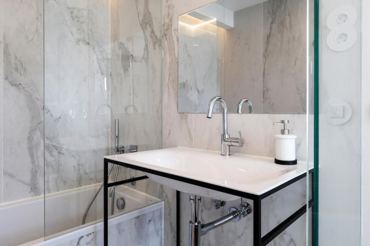 Lisbon Beautiful 2 Bedroom Apartment With Views In Rua Augusta Lisboa Extérieur photo